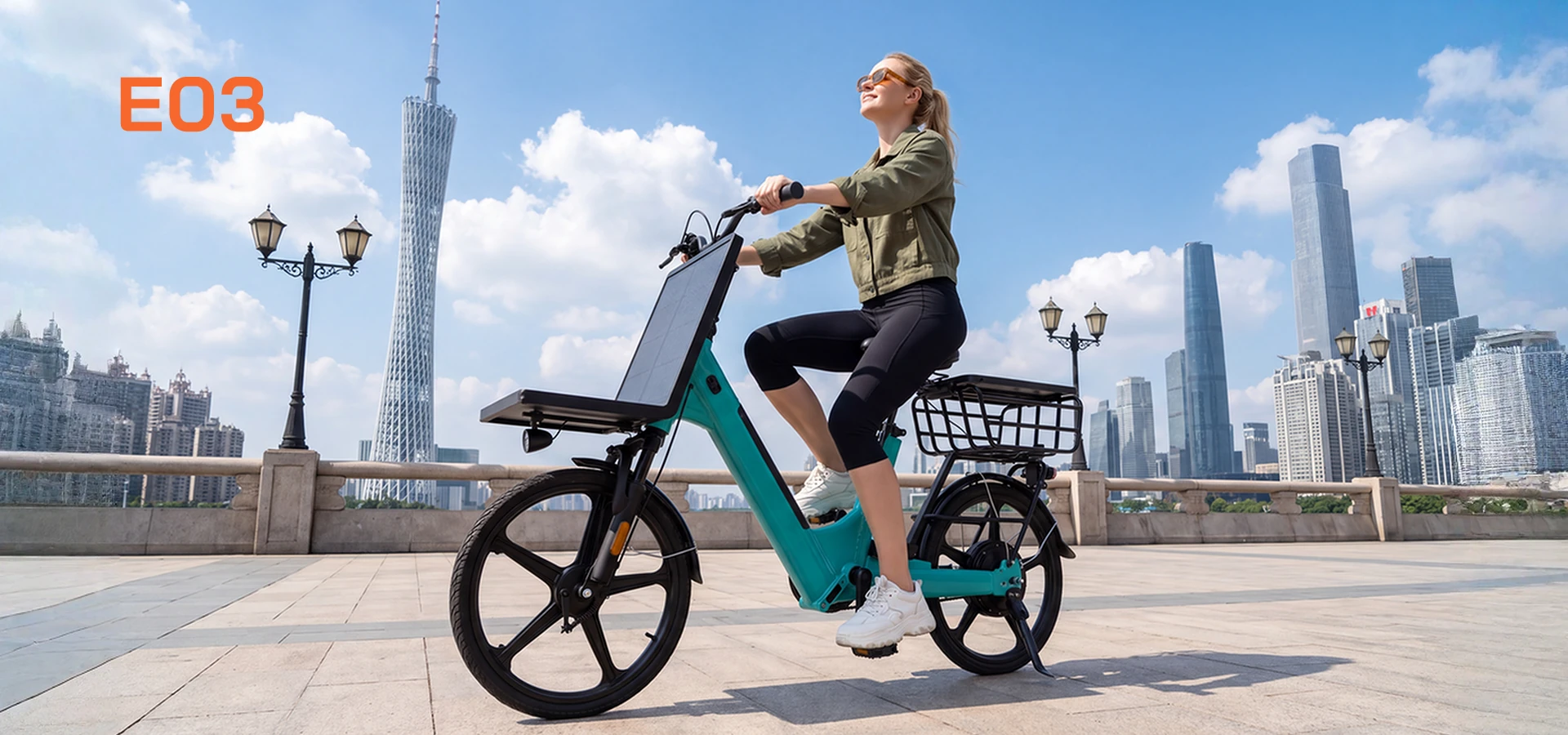 Laineng E03 solar e-bike with solar panel on the frame, side view